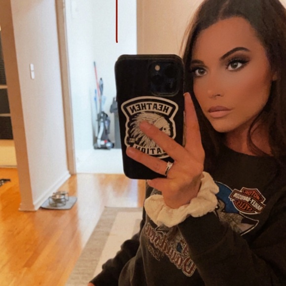 Meet the Posher Other - Meet your Posher, Bonnie